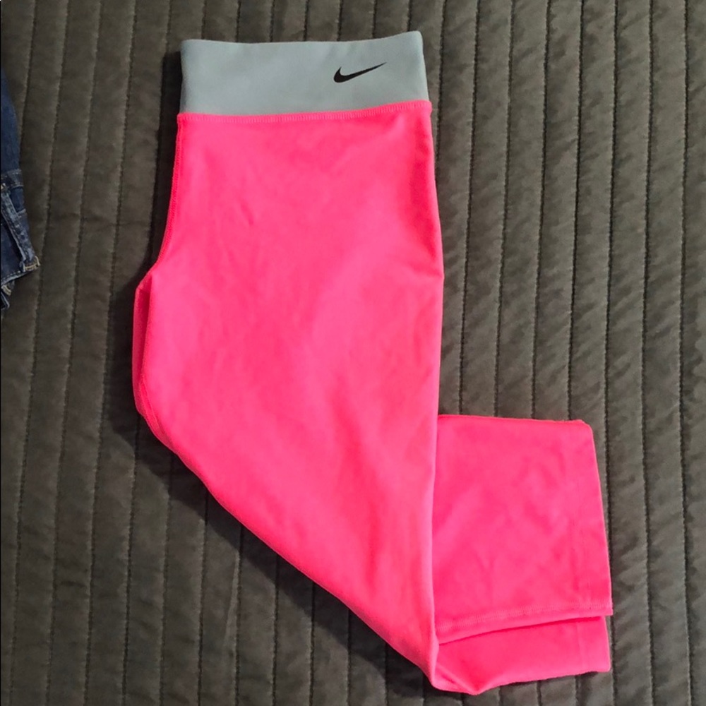 Kids’ Hit Pink Nike Leggings